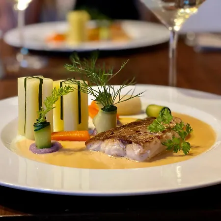 Otel Zum Bahnhof 1894 Rohrbach (Sudliche Weinstrasse)