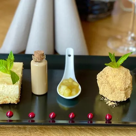 Otel Zum Bahnhof 1894 *