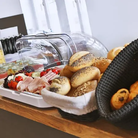 Hotel Zum Bahnhof 1894 Rohrbach (Sudliche Weinstrasse)